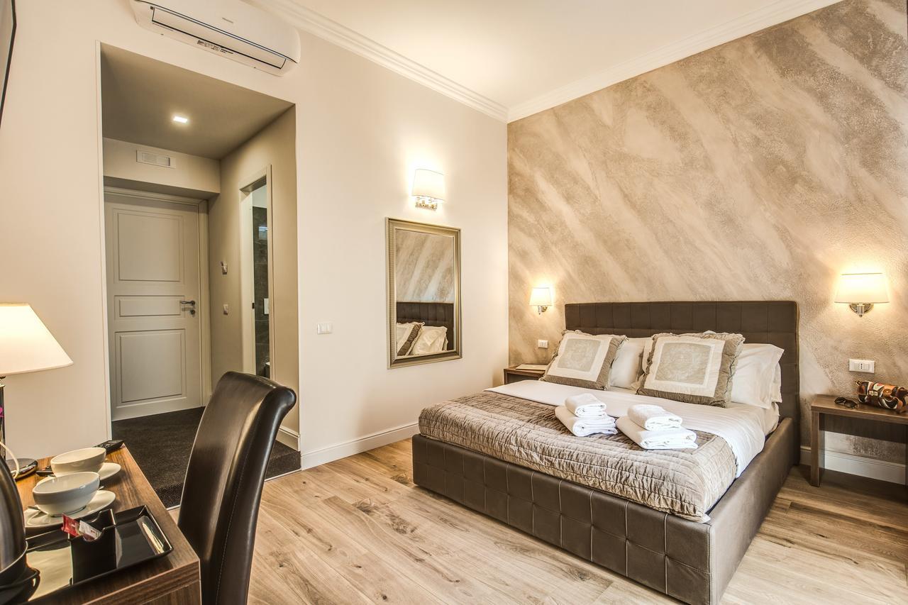 River Luxury Suites โรม ภายนอก รูปภาพ