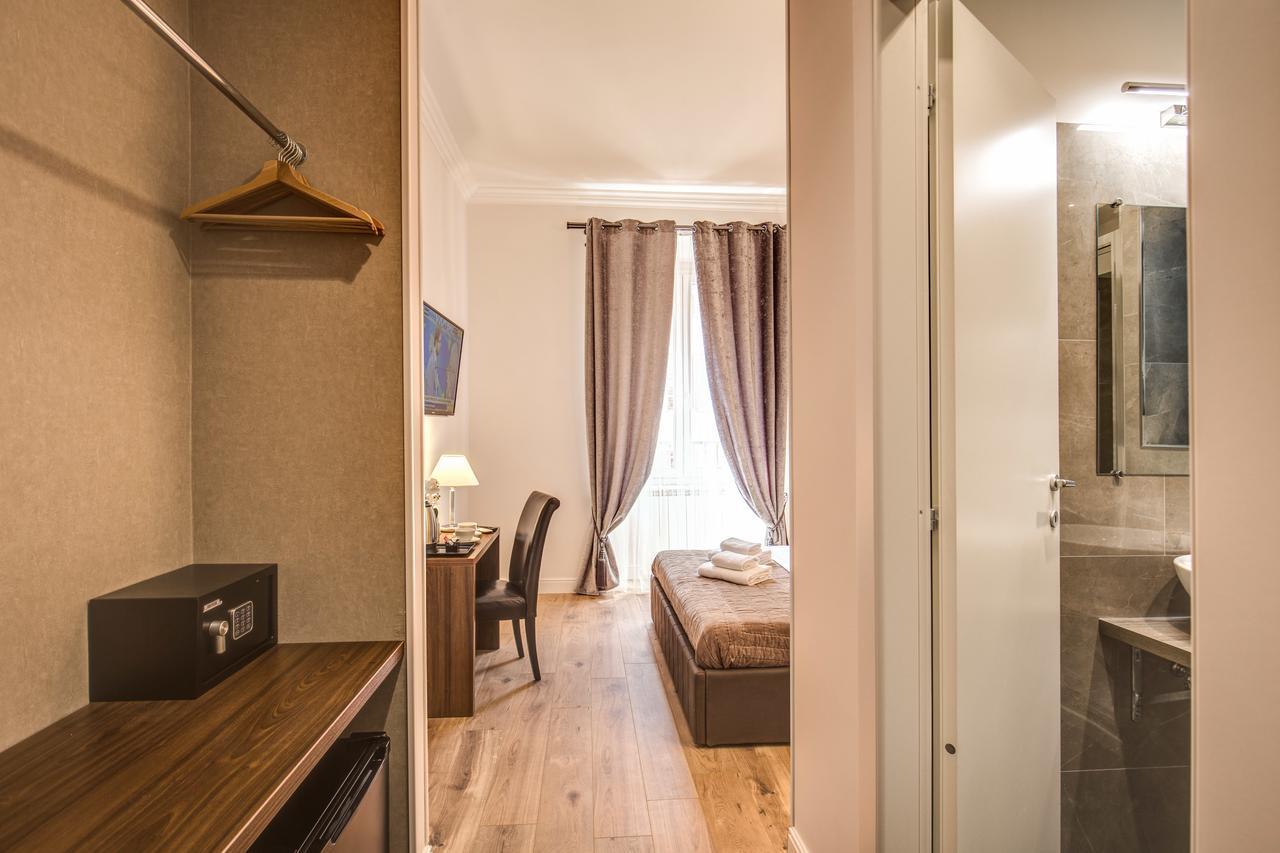 River Luxury Suites โรม ภายนอก รูปภาพ