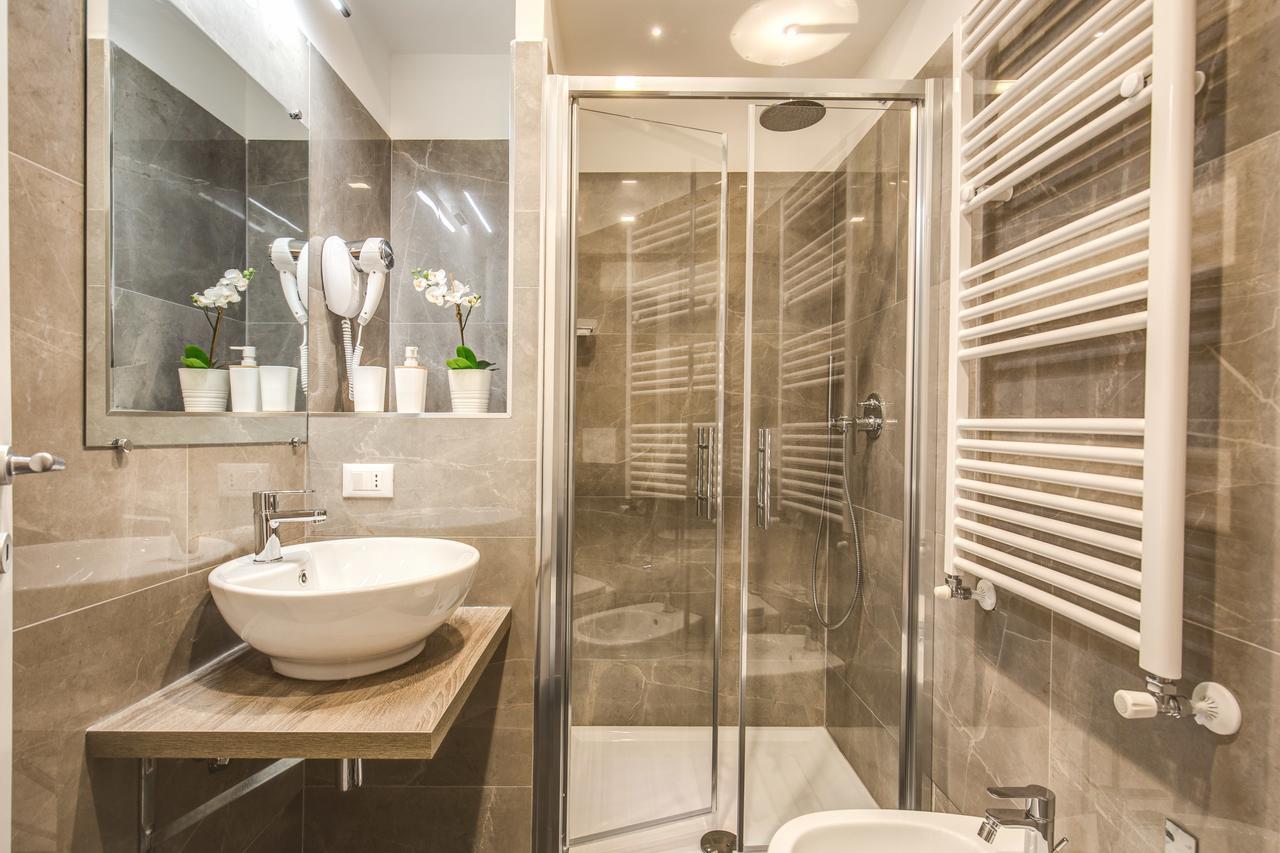River Luxury Suites โรม ภายนอก รูปภาพ