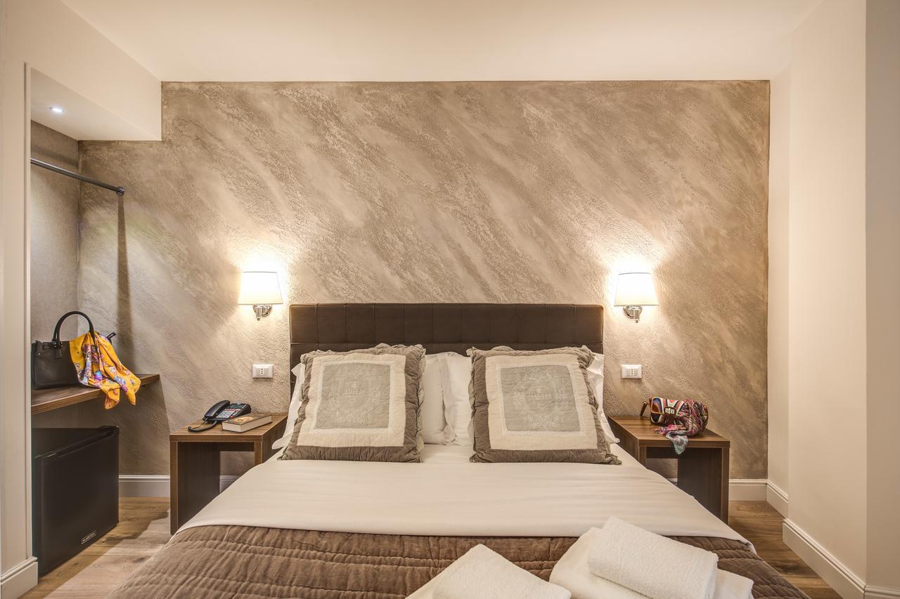 River Luxury Suites โรม ภายนอก รูปภาพ